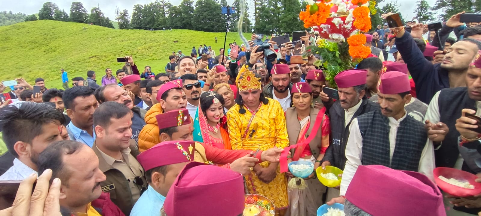 Butter Festival in Dayara Bugyal of Uttarkashi