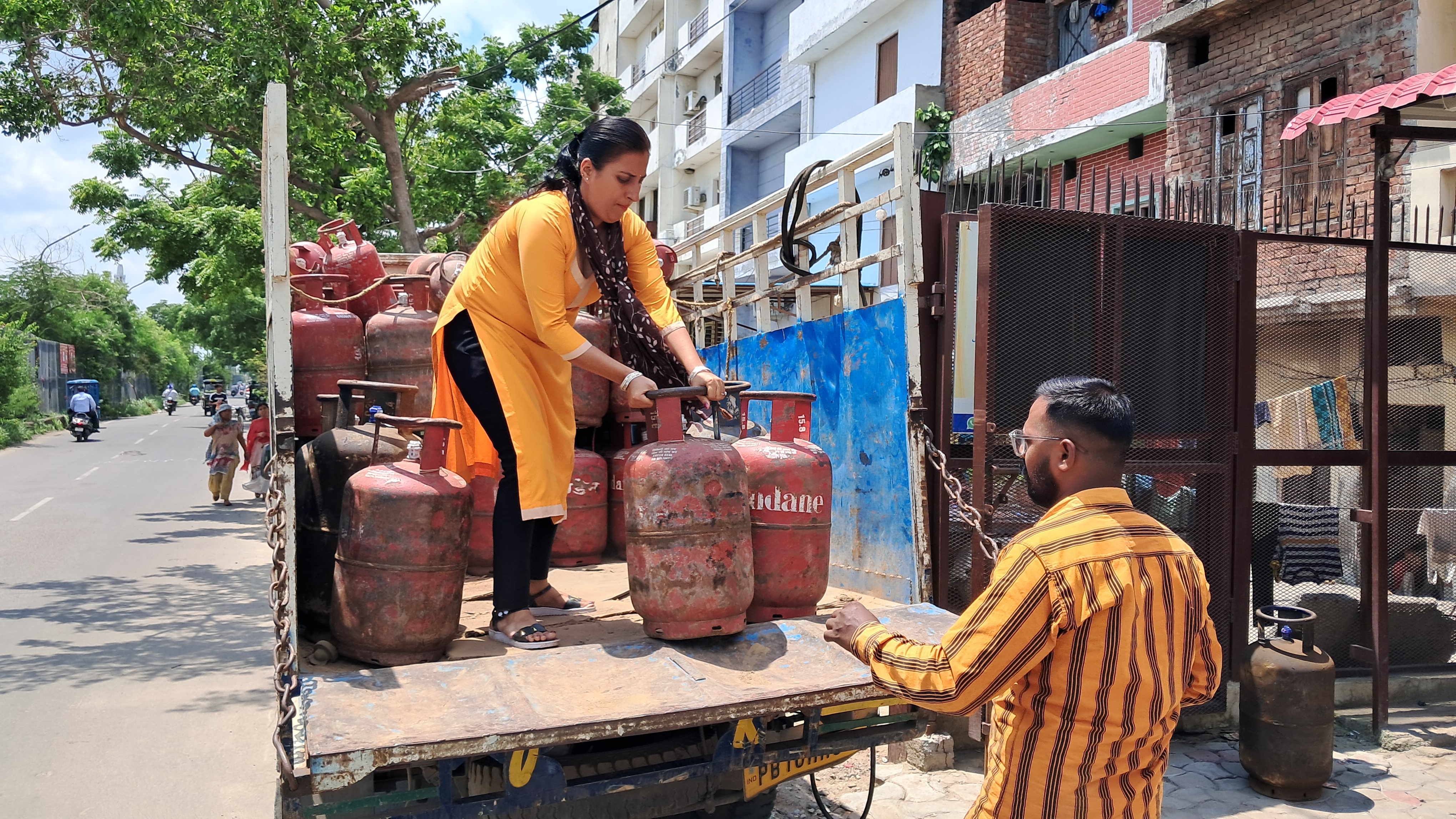 WOMEN WORKING IN GAS AGENCY