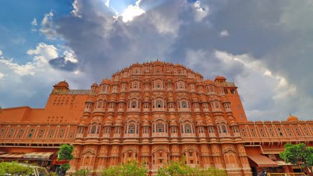 Jaipur Hawa Mahal in Durga Puja 2024