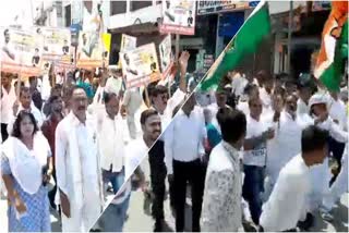 Congressmen took out a march in Ajmer