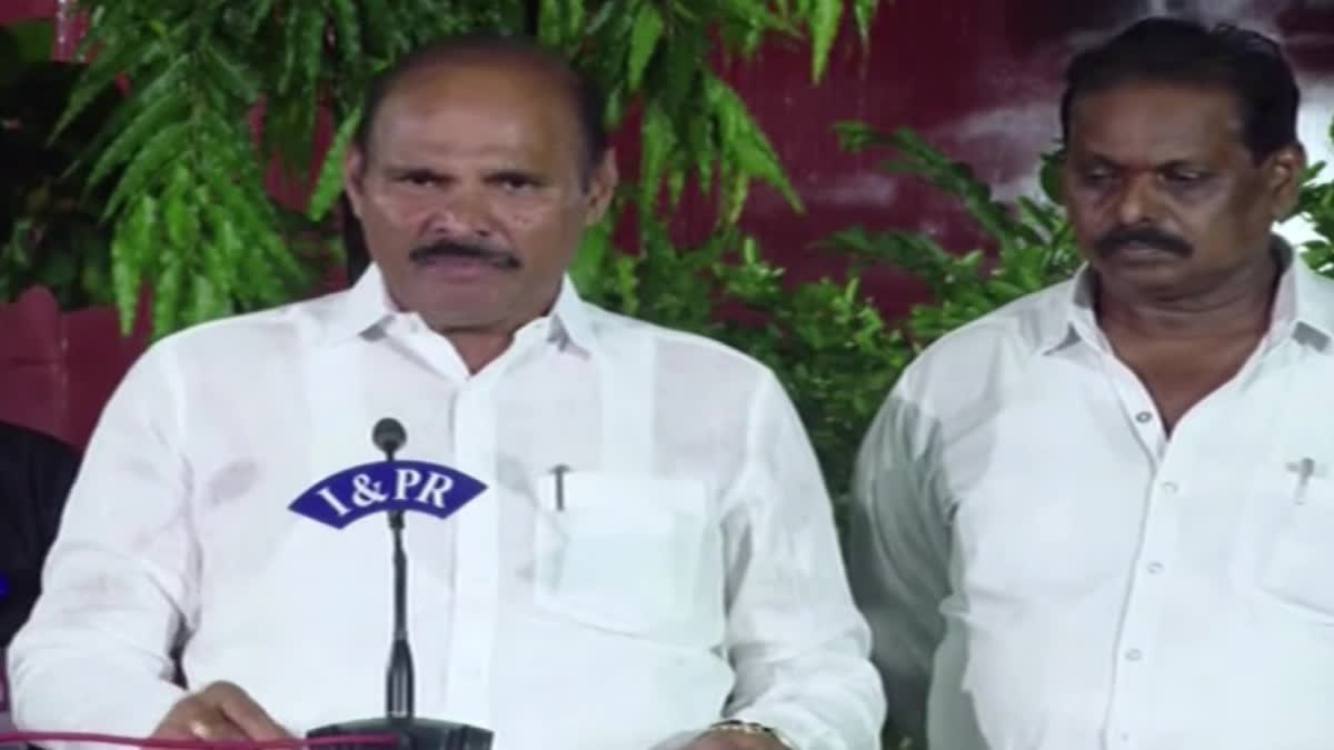 Pardhasaradhi Comments on YSRCP