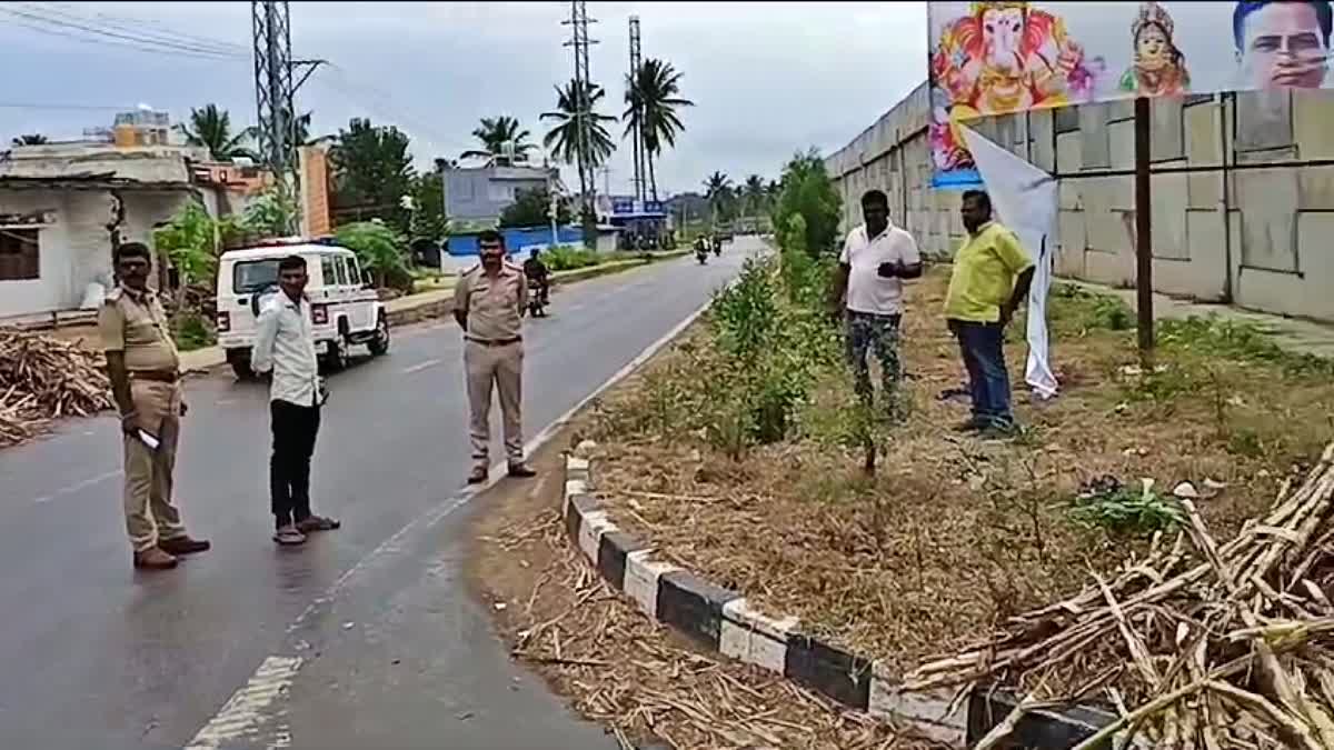 Miscreants torn MLA Ravikumar Ganiga flex