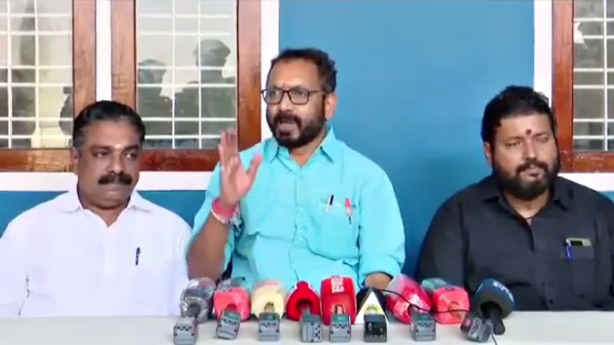 ADGP Meeting With RSS Leader  K Surendran Criticized VD Satheesan  MR AJITH KUMAR KERALA CPM  സിപിഎമ്മിനെതിരെ കെ സുരേന്ദ്രന്‍