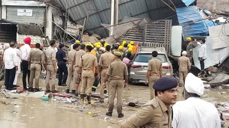 Lucknow building collapse