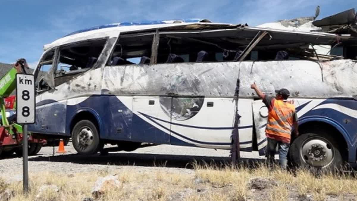 several killed after Bus crash in Mexico