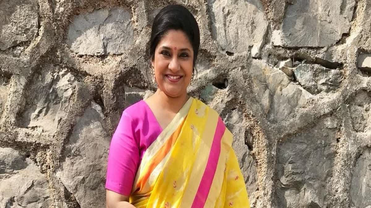 Renuka Shahane Birthday