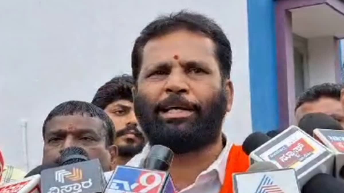 shivamogga-police-registered-suo-moto-case-against-arun-puttila-provocative-statement