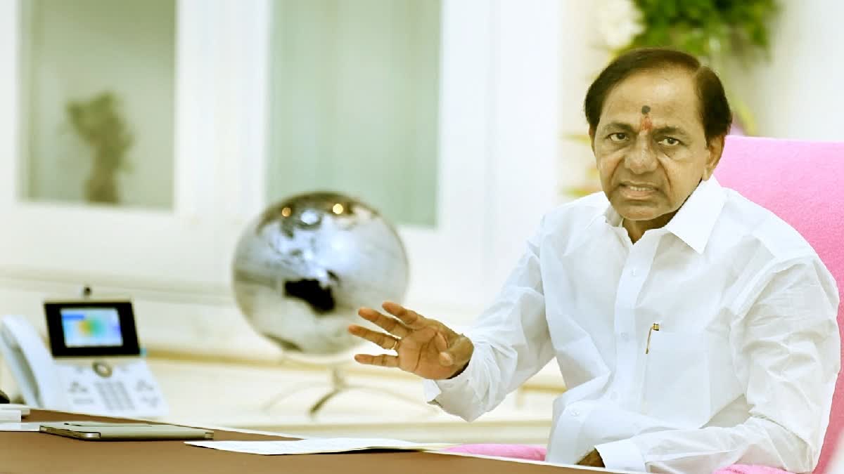 CM KCR