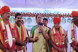 Minister Konda Surekha Severe Comments On BRS