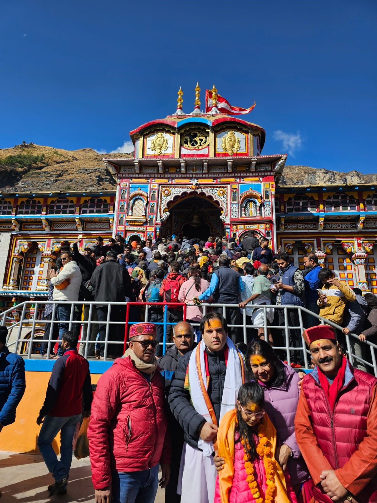 Actress Raveena Tandon visited Badrinath and Kedarnath temples with her daughter