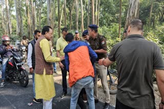 MP Ajay Bhatt Send Injured Man to Hospital