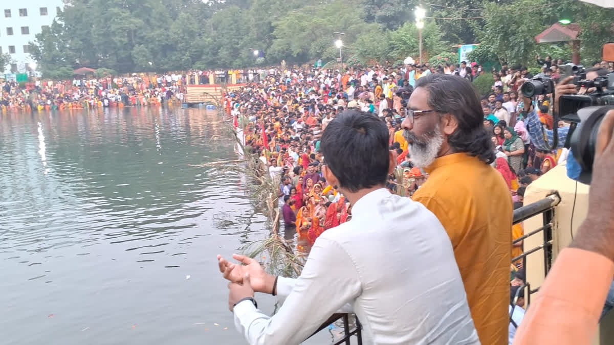 Hemant Soren prayers chhath maiya