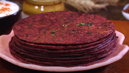 HOW TO MAKE BEETROOT CHAPATI