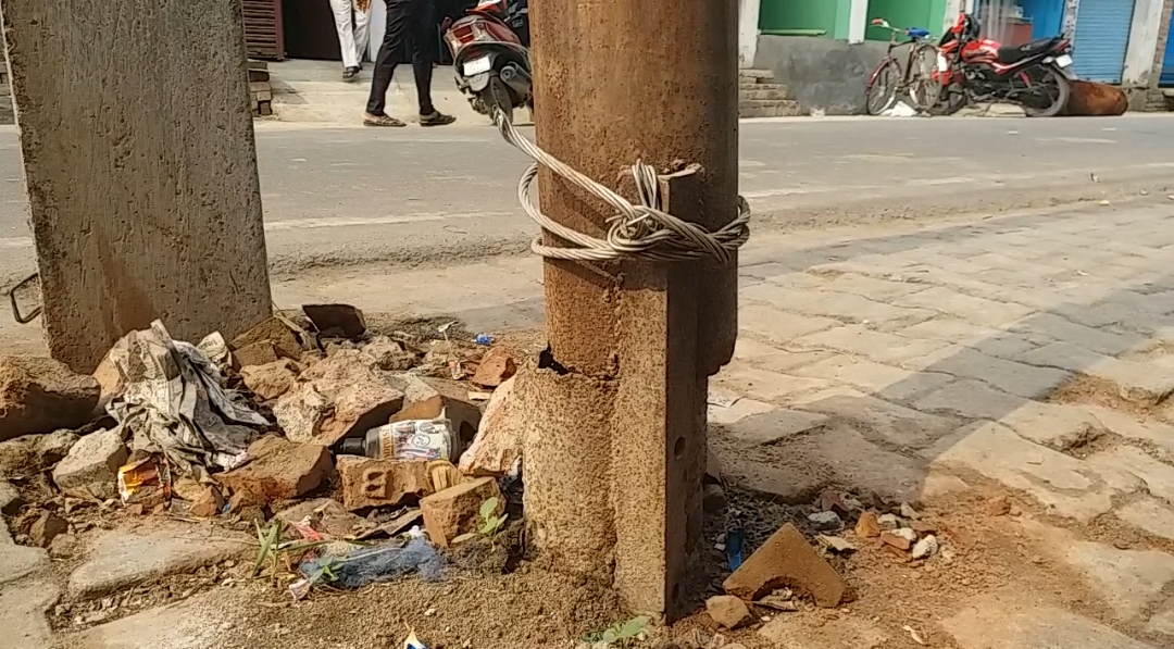 up farrukhabad dilapidated electric pole tied with wire