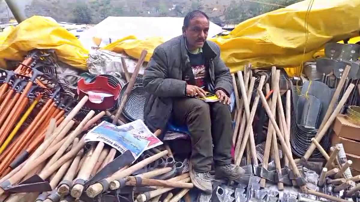 Traditional Handmade Farming Tools Trade in Lavi Mela