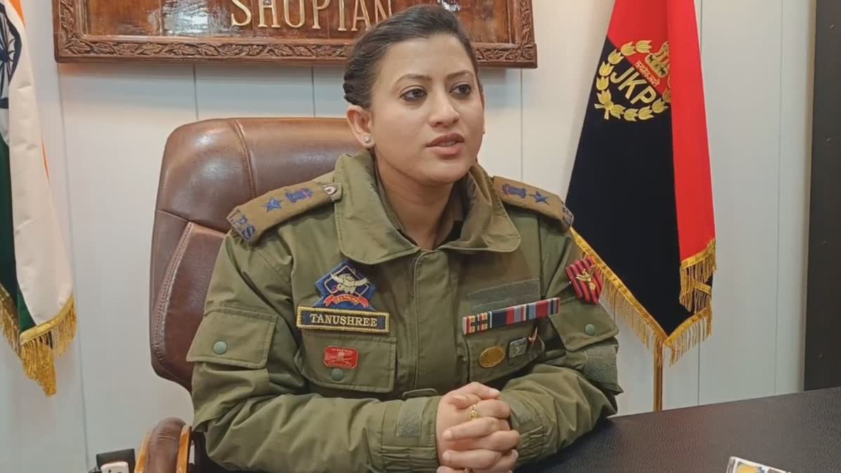 Stop spreading propaganda on social media: SSP Shopian Tanushree