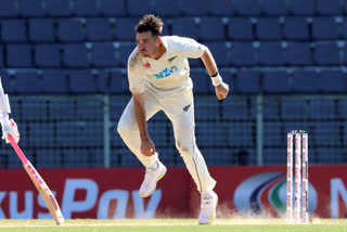 Tim Southee became the first bowler since 1986 to concede no runs in a Test innings after bowling five or more overs on Wednesday.