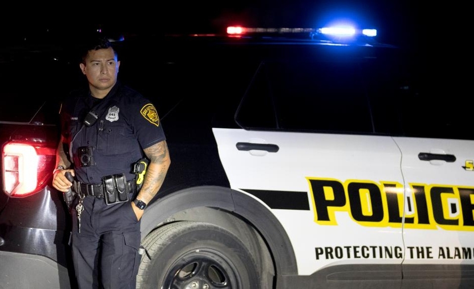 Shooting spree in 2 Texas cities leave 6 dead