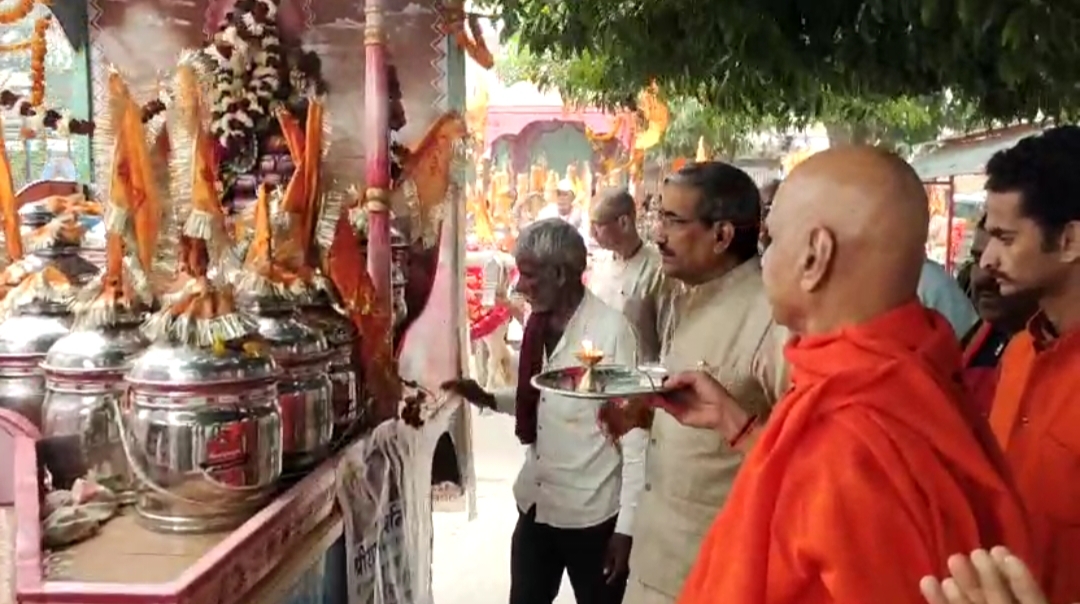 Ayodhya Ram Temple Turmeric Came from Cambodia for Lord Ram 600 kg Cow Ghee Arrived from Jodhpur