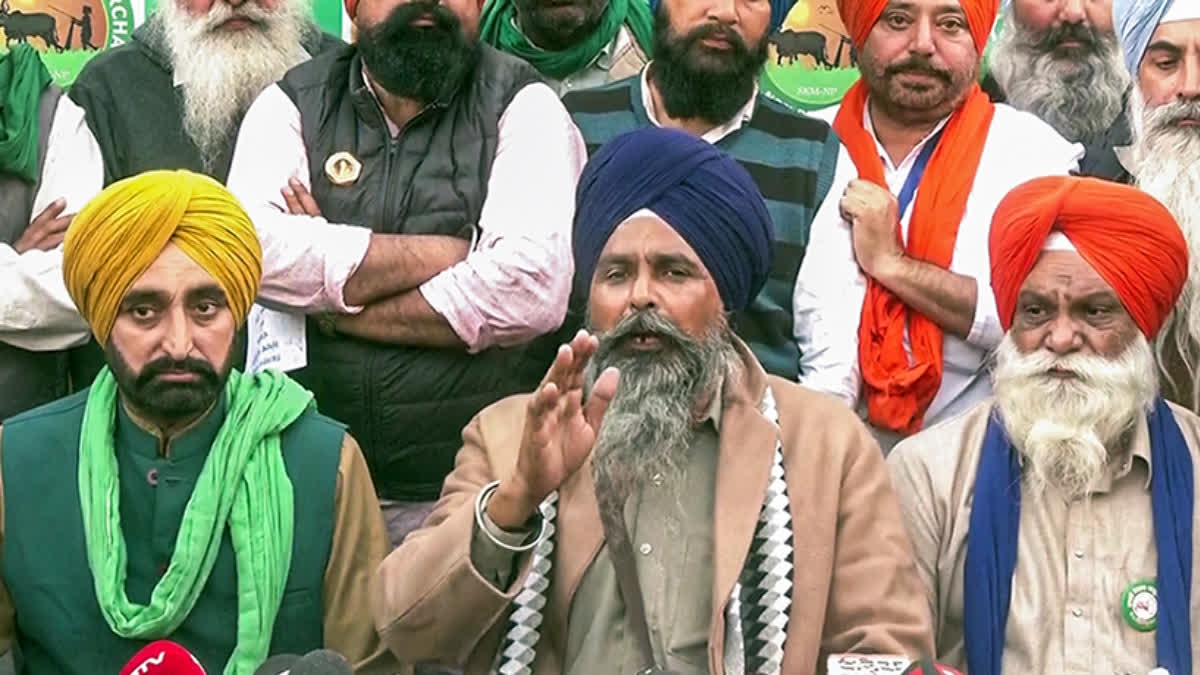 armer leader Swarn Singh Pandher speaks to the media regarding the farmers' 'Delhi Chalo' protest march, at the Shambhu border in Patiala on Friday.