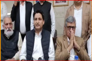 Congress leader Deepender Hooda on farmer