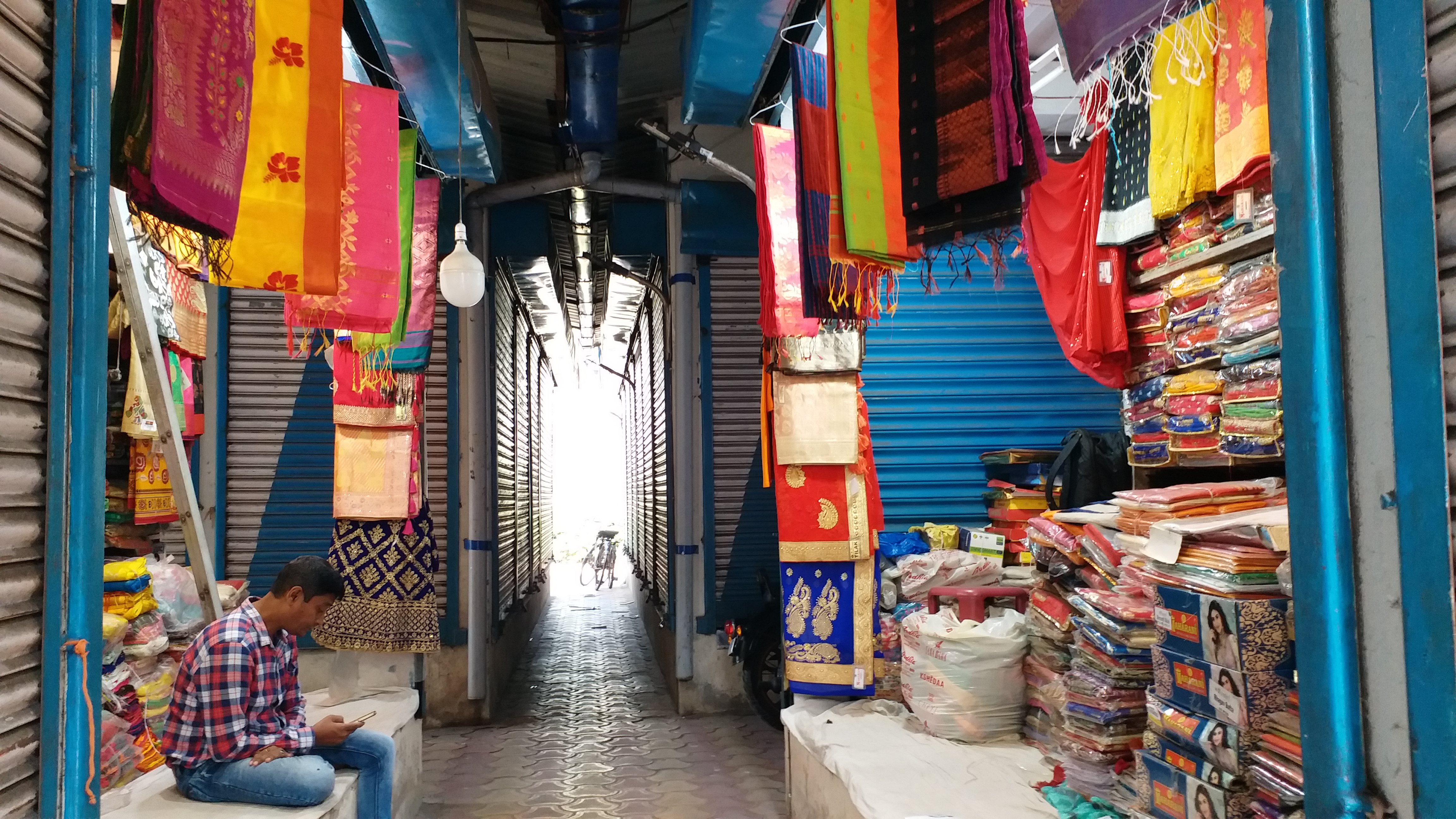 KALIGHAT SKYWALK MARKET