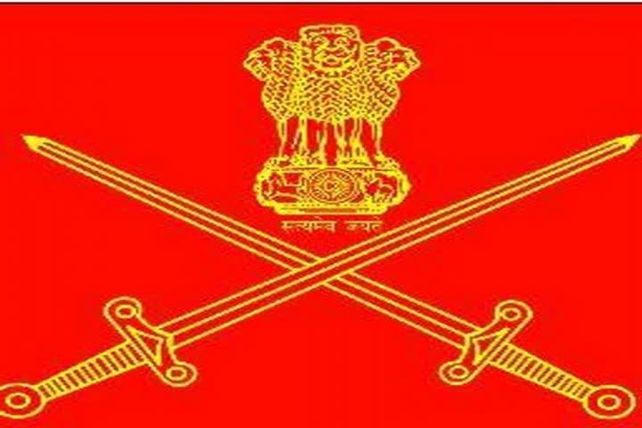 General Naravane discusses security situation with top army commanders