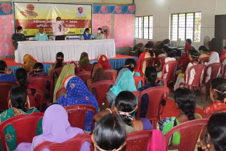 training given to anganwadi workers 