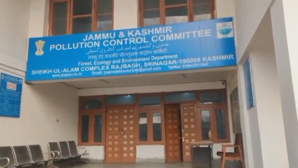 acb-arrests-pollution-control-board-scientist-for-taking-bribe-in-kashmir