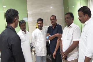 CM Revanth Reddy Meets Komatireddy Venkat Reddy