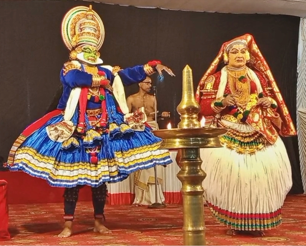 NALACHARITHAM PERFORMANCE AYROOR  KATHAKALI PERFORMANCE AYROOR  KATHAKALI VILLAGE AYROOR  NALACHARITHAM AATTAKATHA