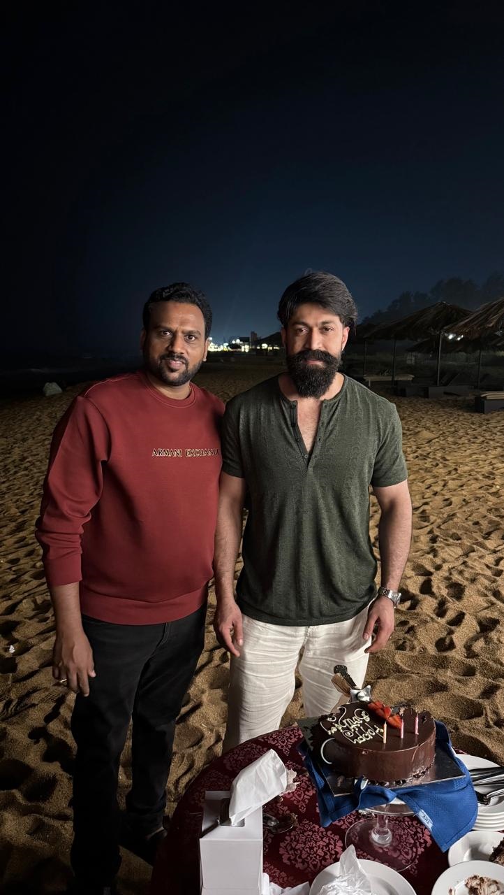 Yash Celebrates 39th Birthday Amid Goa Beaches With Family And Friends