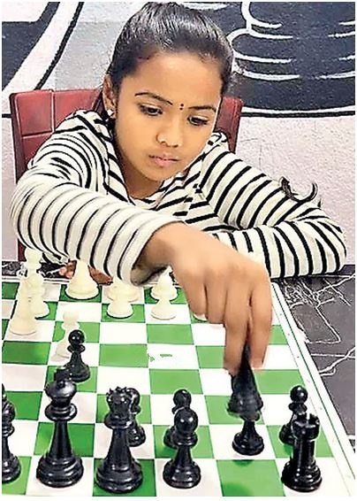 Brindasri From Miryalaguda Gets Nobel World Record in Chess