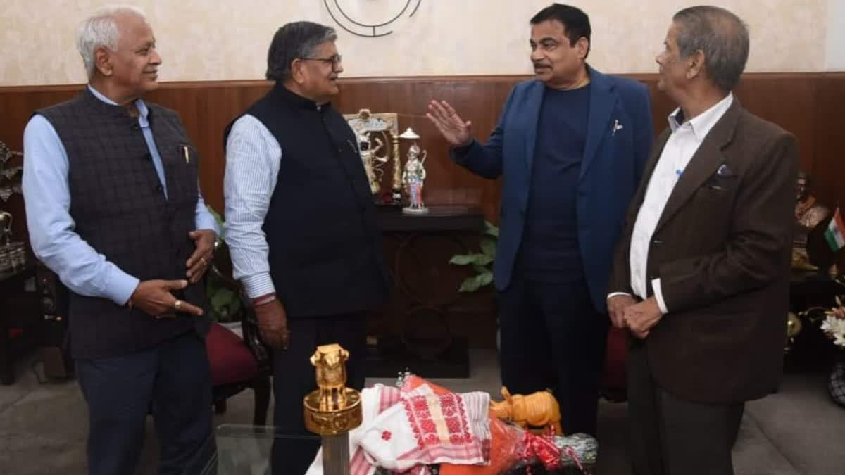 Kataira met Gadkari in New Delhi