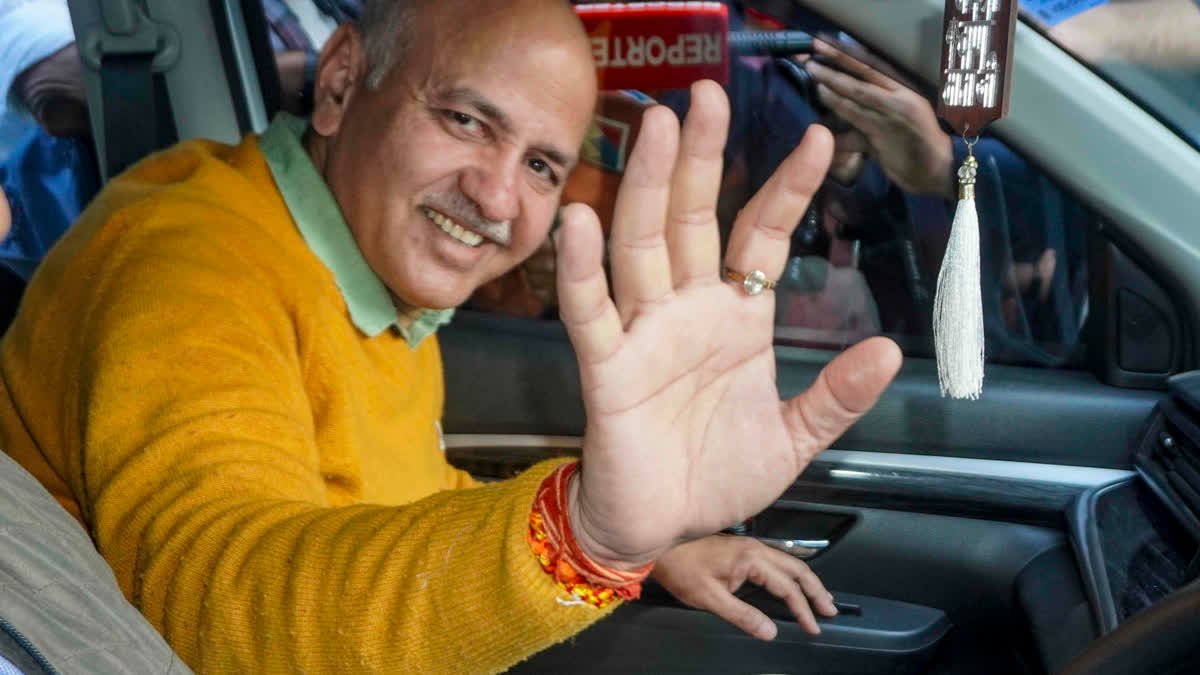 All eyes are on the Jangpura Assembly seat in the national capital as the senior AAP leader and former Delhi Deputy Chief Minister Manish Sisodia is in the fray. Sisodia is taking on BJP nominee Tarvinder Singh Marwah, a three-time MLA, and Congress candidate Farhad Suri, former Mayor of Delhi.