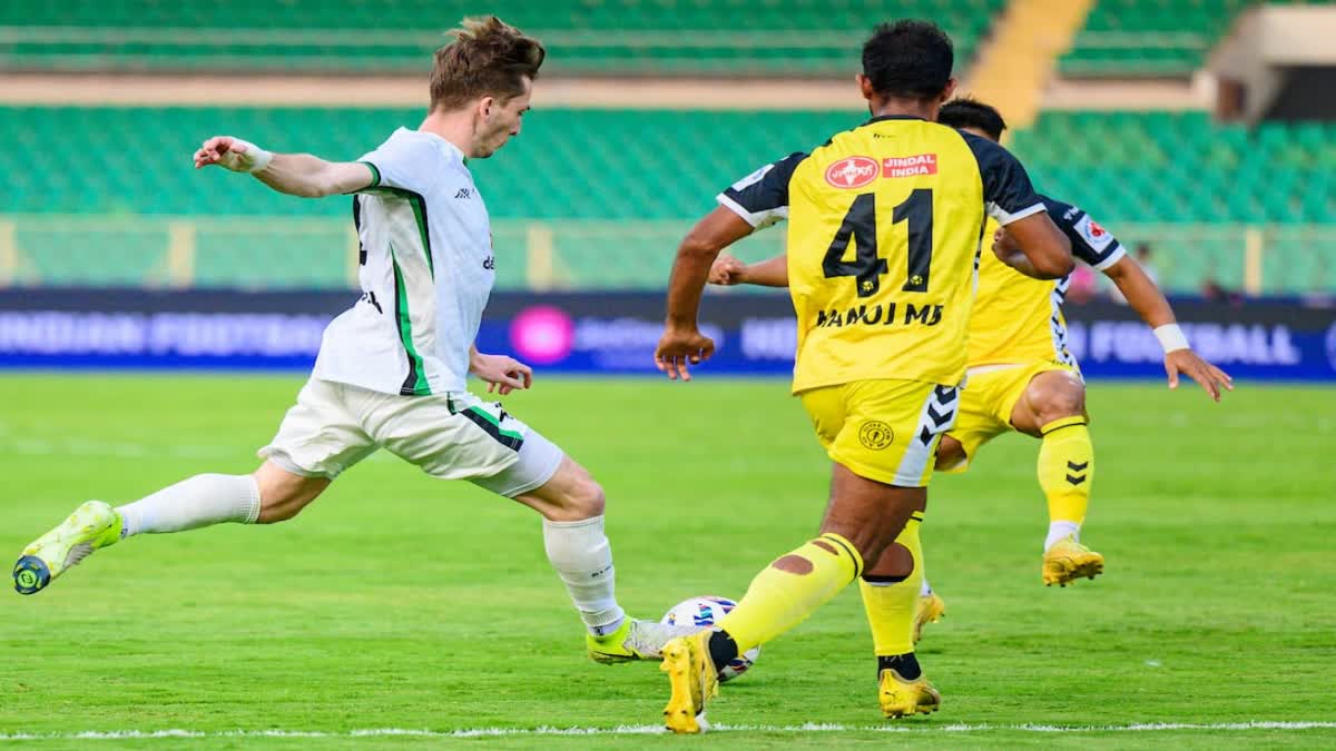 HYDERABAD FC DOWN MOHAMMEDAN SC