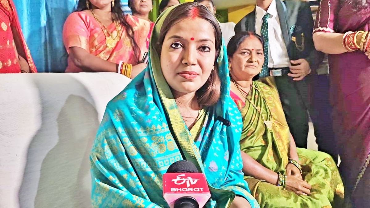 PAWAN SINGH WIFE JYOTI SINGH