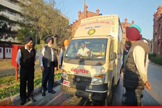 Dr. Oberoi started a unique ambulance service through Sarbat Da Bhala Trust.