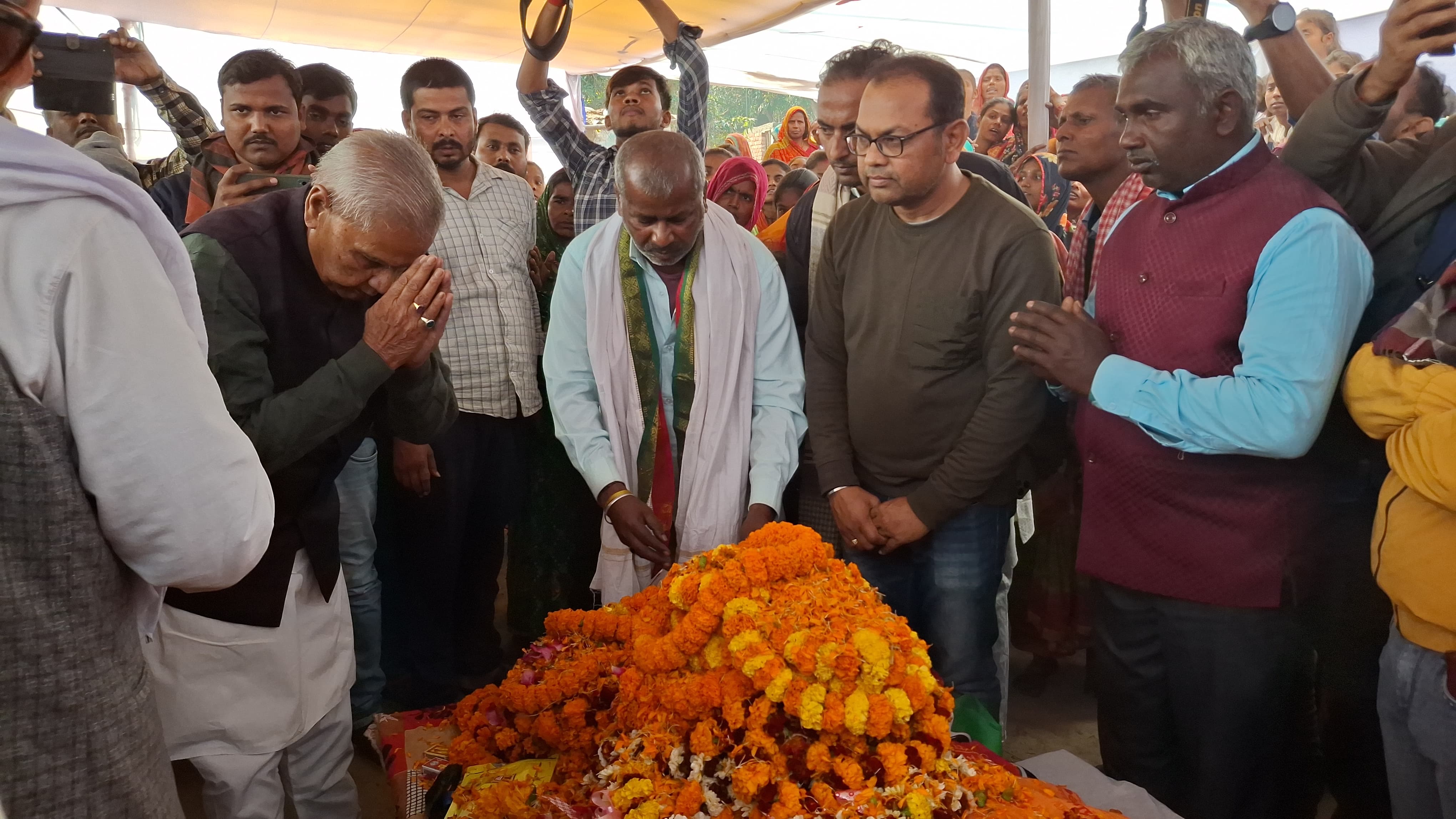 KAMESHWAR CHAUPAL Last rites