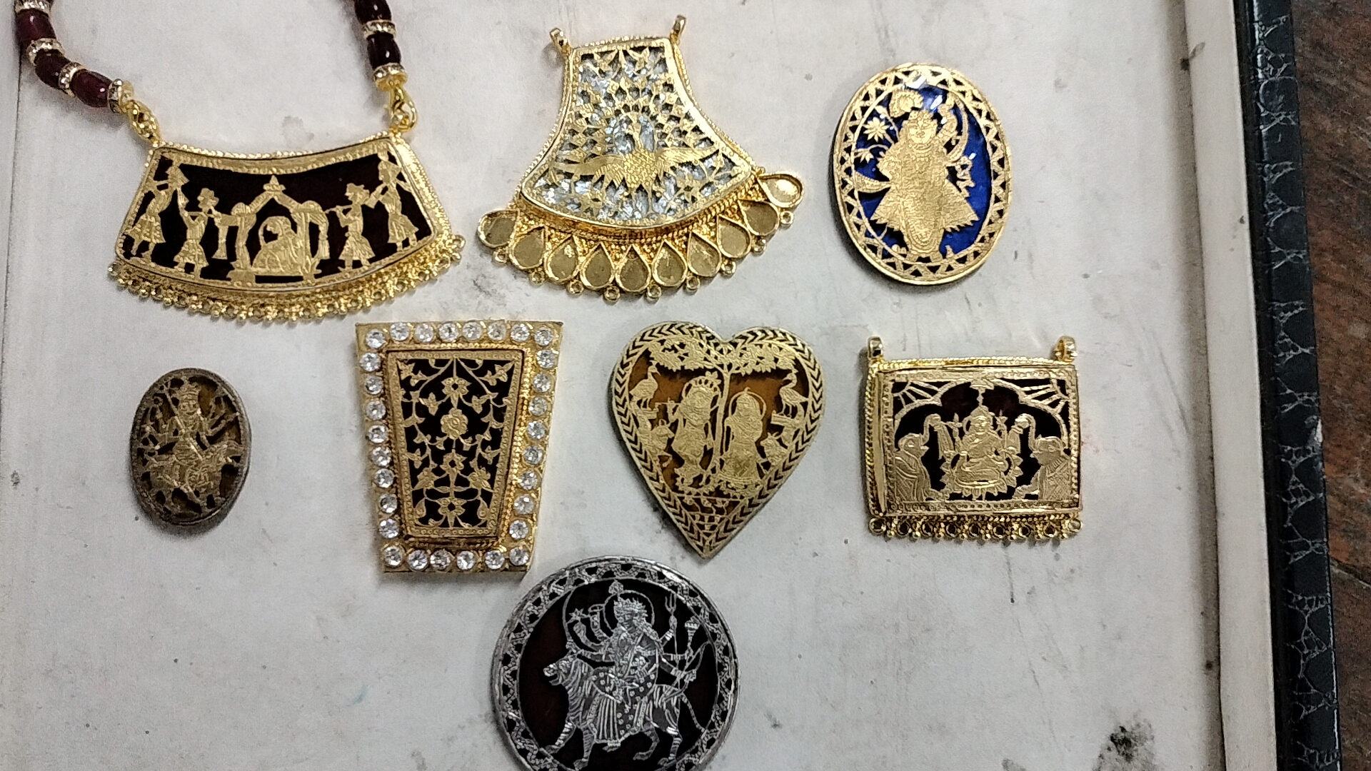 Ratlam Thewa Jewellery