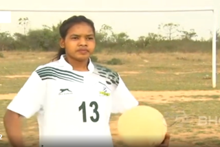 Story of Ranchi footballer Birsamani Dhanwar