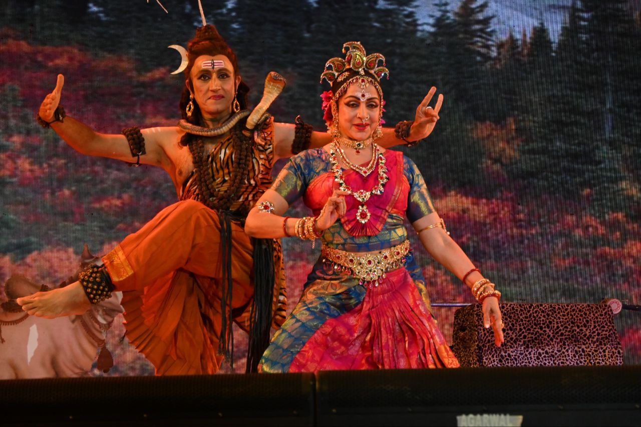 Hema Malini Present Shivdurga Drama