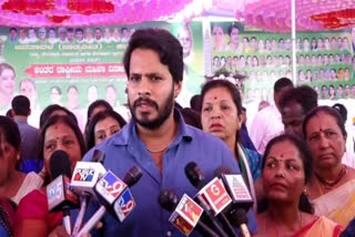 NIKHIL KUMARASWAMY
