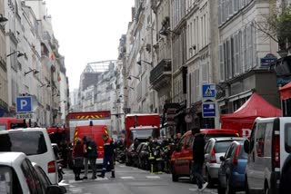 Three killed in explosion followed by fire in Paris apartment building (photo IANS)