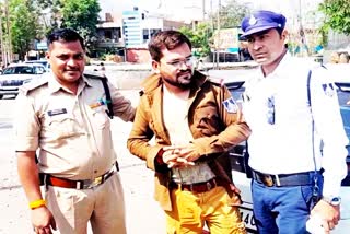 indore fake police officer