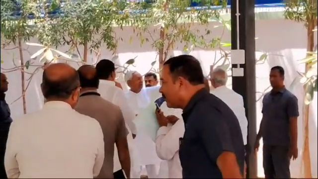 NITISH KUMAR Attacks Tejashwi Yadav