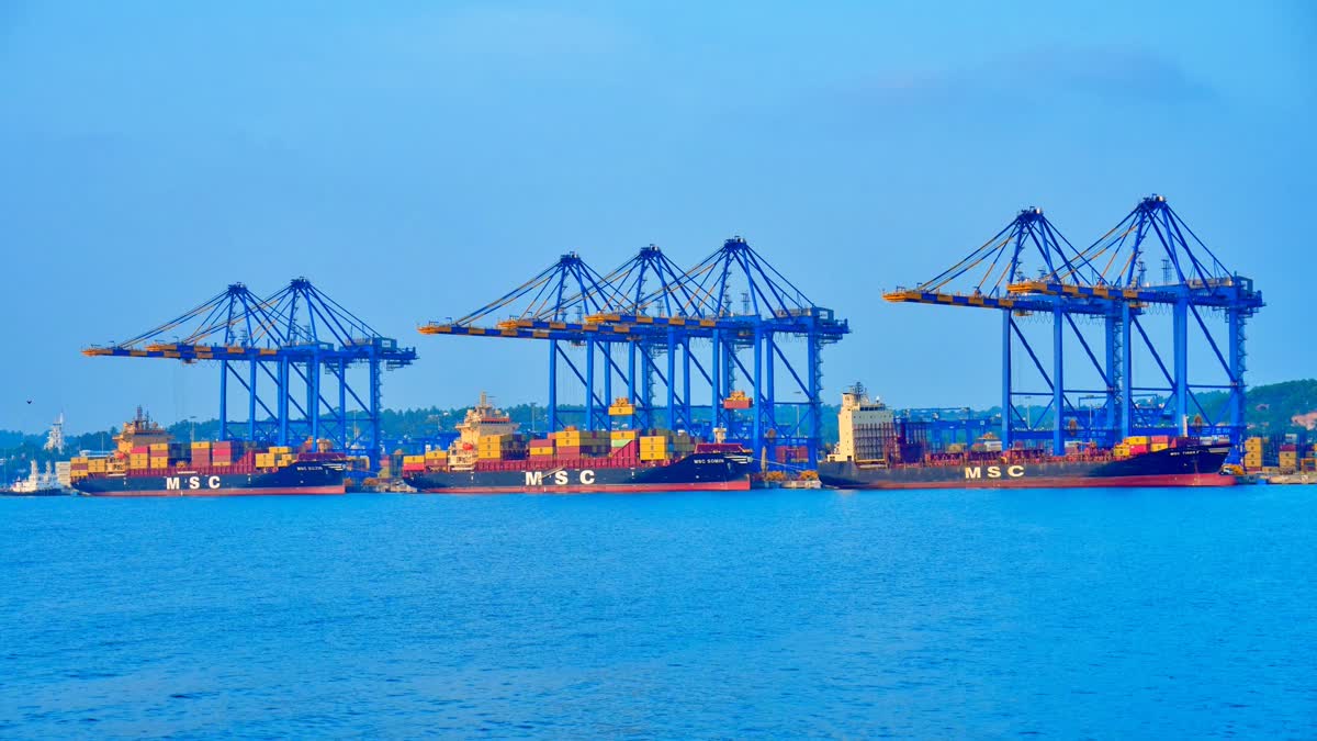 VIZHINJAM PORT  VGF AGREEMENT  MINISTER V N VASAVAN  PORT DEVELOPMENT