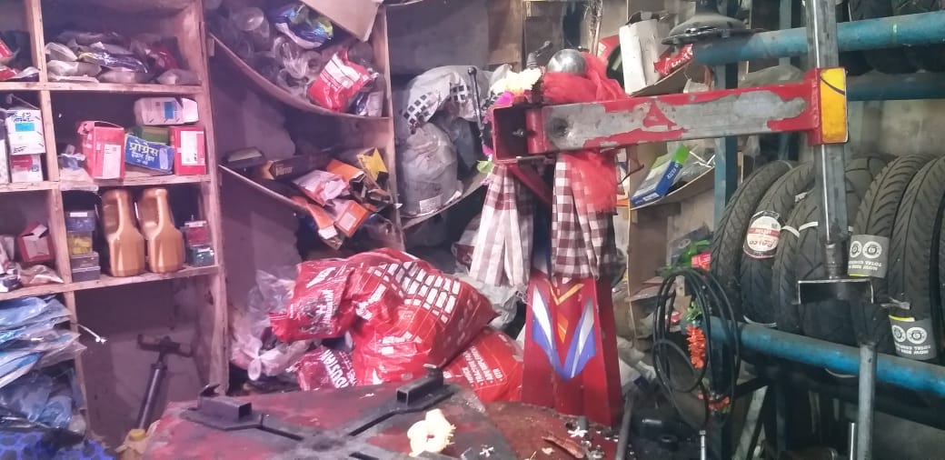 Nirakar Das Tyre Repairing Shop