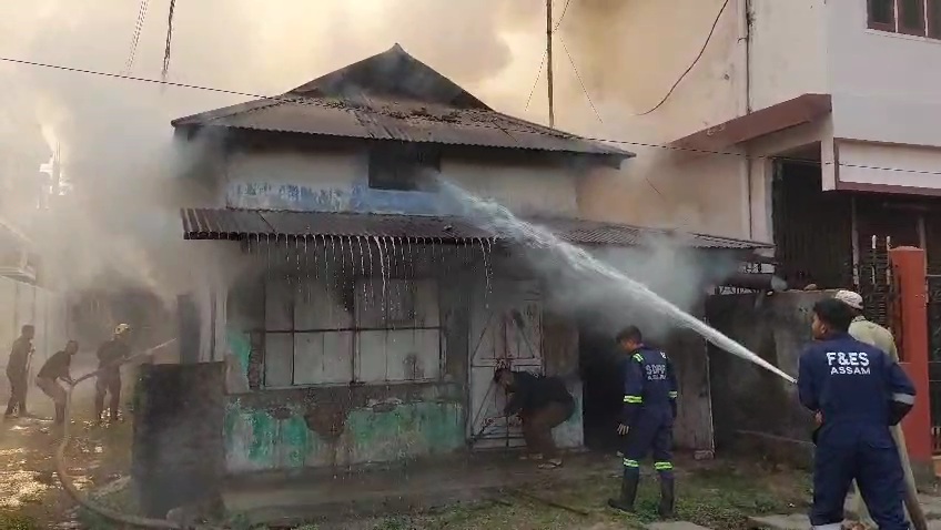 Massive fire breaks out in Tezpur, one killed and a broiler farm gutted