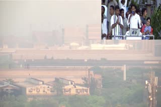 visakha_steel_plant_workers_fires_on_ys_jagan